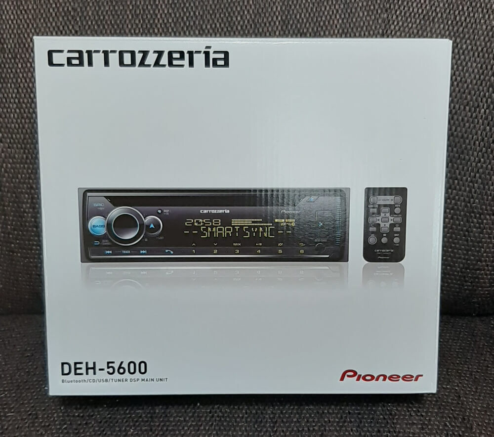Pioneer deh-5600: your car also needs a musical feast!