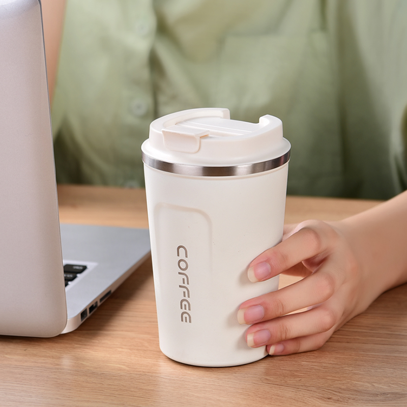 Coffee cup portable cup with hand milk tea simple cup with large capacity insulation water cup in wind