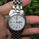 Электронный кварцевый импортный календарь, мужской стальной ремешок, модные швейцарские часы