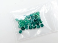 Смешайте 30 кусочков летающего синего и масляного зеленого