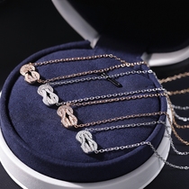 VCA DIY8 word buckle necklace female summer niche light luxury temperament pendant 18k rose gold couple new collarbone chain