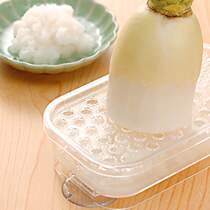 Japan Import Kitchen Supplies Tools Creative Press Garlic Machine Miller Miller Miller Miller Miller Garlic Mashed Garlic-Ware Domestic Grinding Machine