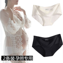 Pregnant woman photographed writing real special underwear ice silk without marks a piece of low waist tobellied black white large size underpants 2 strips