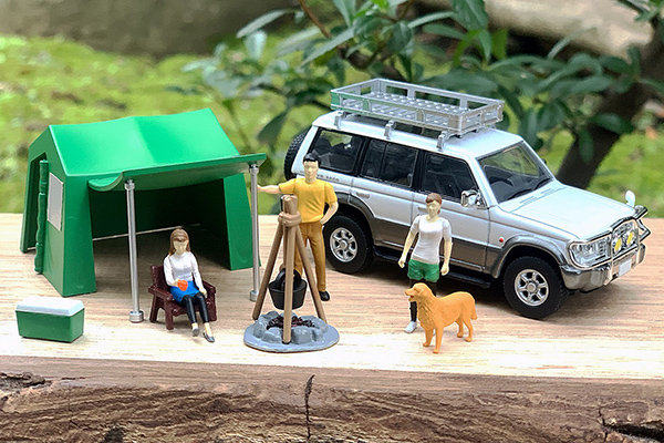 Модель машины 20年6月 tomy tlv1/64 car snap 01a camp  pajero 车/营地 Tomica