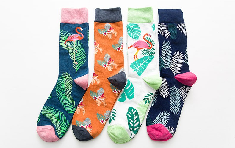 HAPPY vớ nam flamingo màu sắc châu Âu và Hoa Kỳ xu hướng hạnh phúc vớ đường phố ván trượt cotton ống cỡ lớn vớ tất nike cổ ngắn