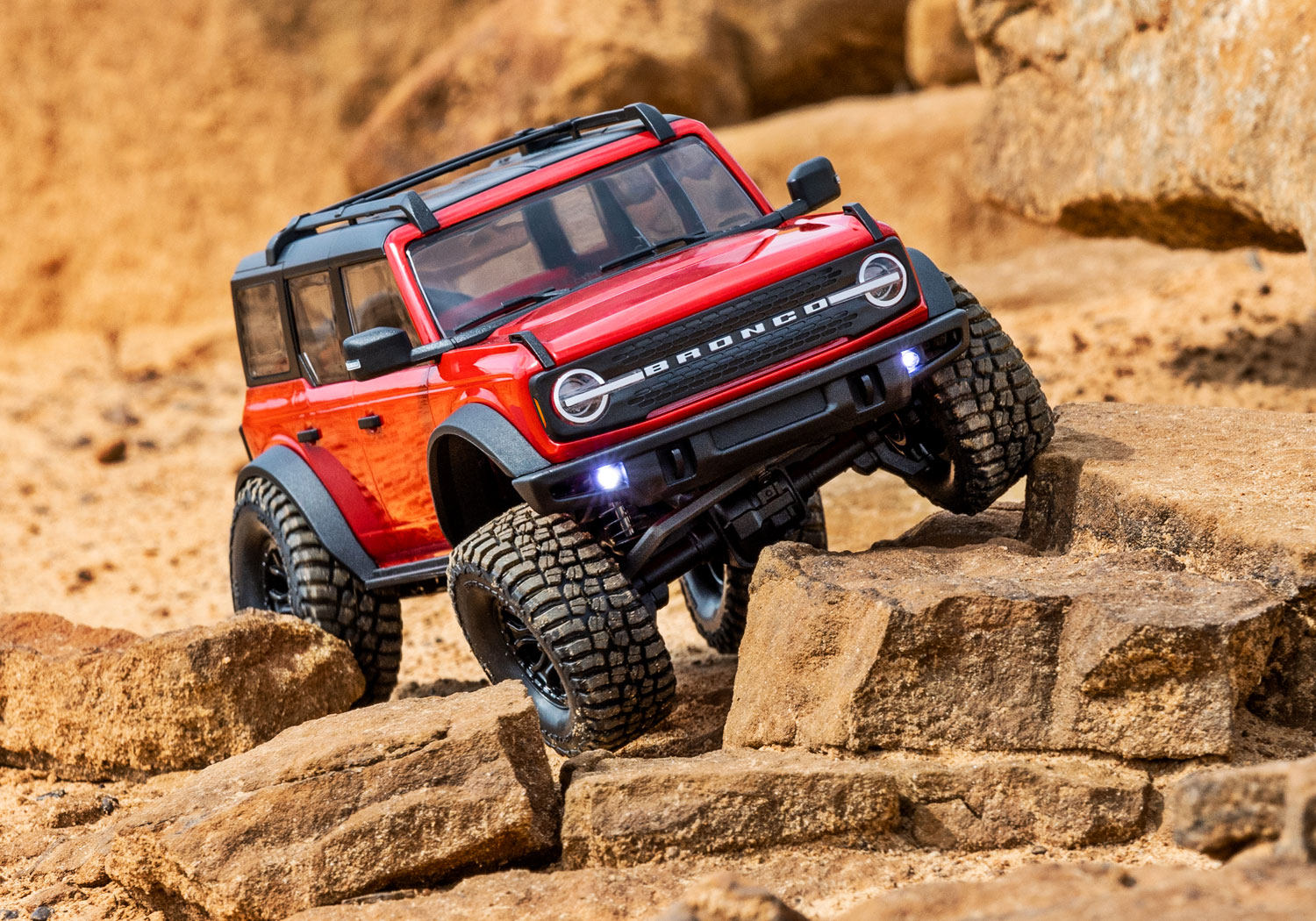 Игрушка traxxas 新款trx4m 彷真1/18攀爬车 路虎烈马遥控车#97054-1