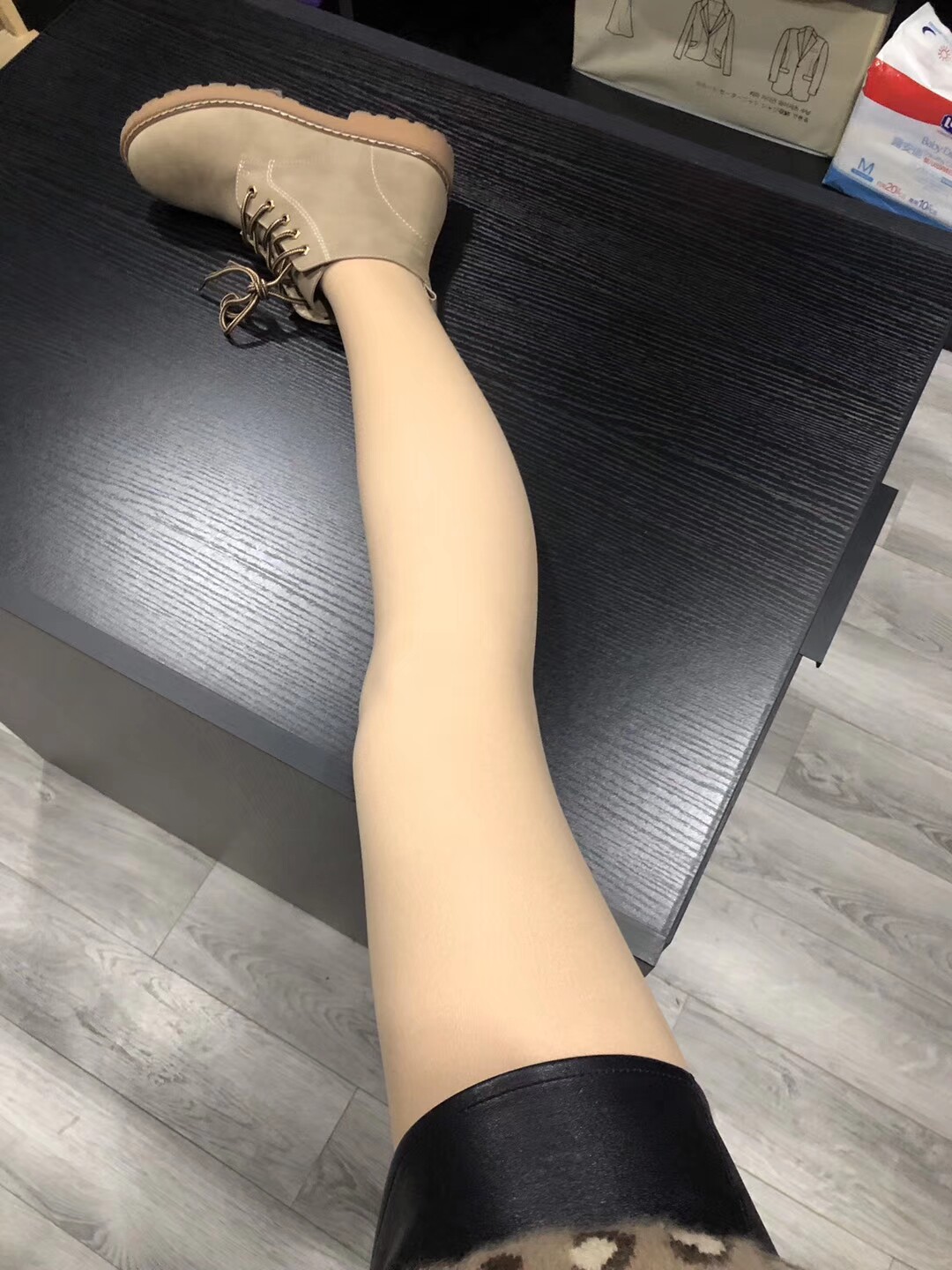 Every winter comes a pair of old king homemade light leggings gamier plus suede thickened pants socks supernatural