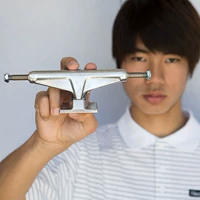 5,0 л серебристого цвета, ВСЕ ПОЛИРОВАННЫЕ