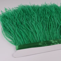 Трава зеленый один метр