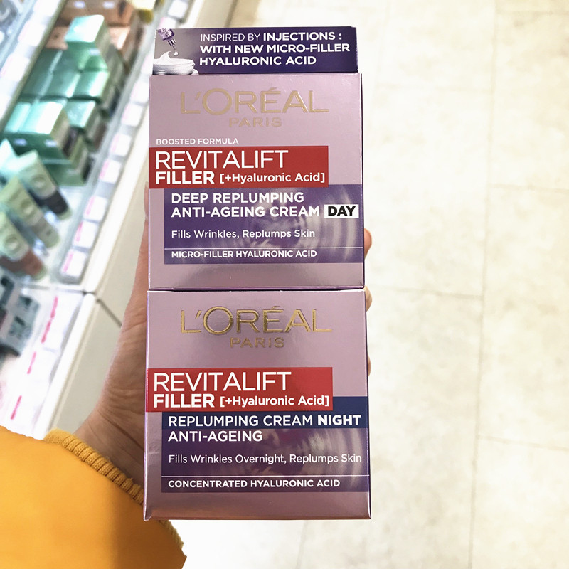 Spot UK L'Oréal Color Upper Upper Upper Color Water Light Input Cream Anti-wrinkle Desalination Detailed Day and Night Cream