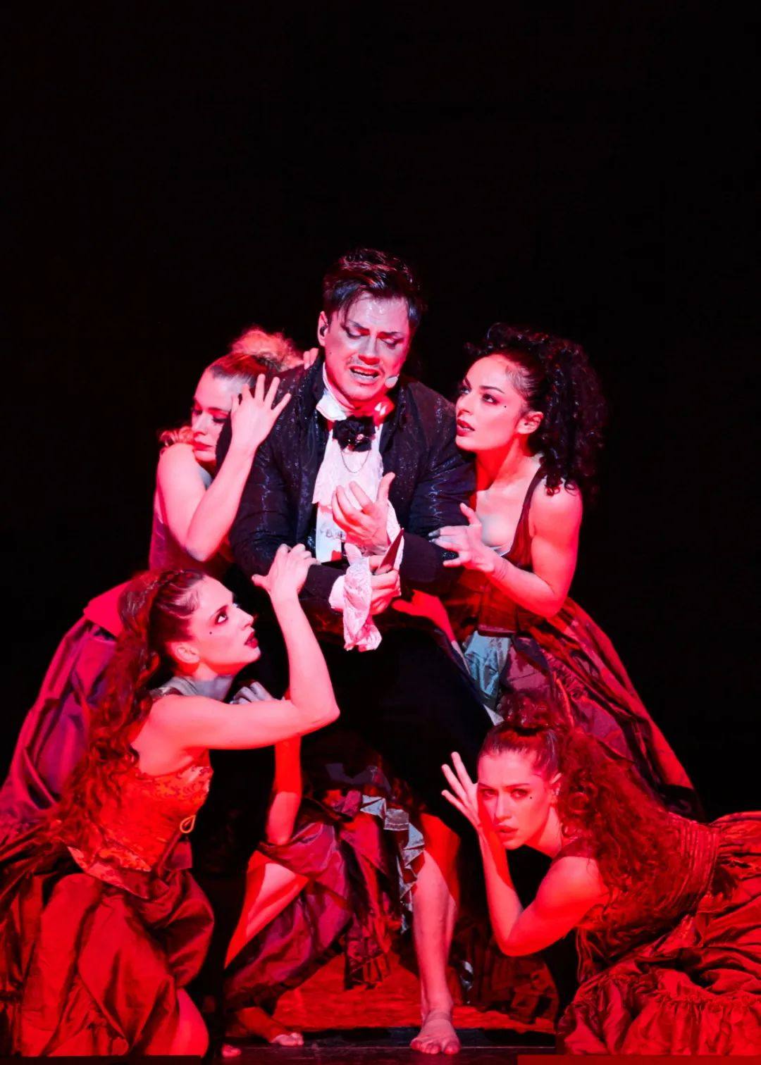 法语原版音乐剧《摇滚莫扎特》武汉站