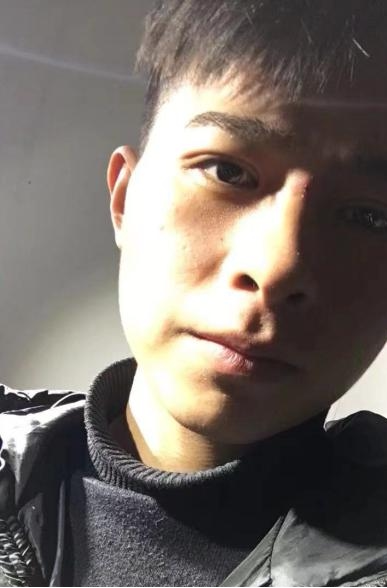 2021悬疑喜剧《朝脑袋开一枪》-南宁站