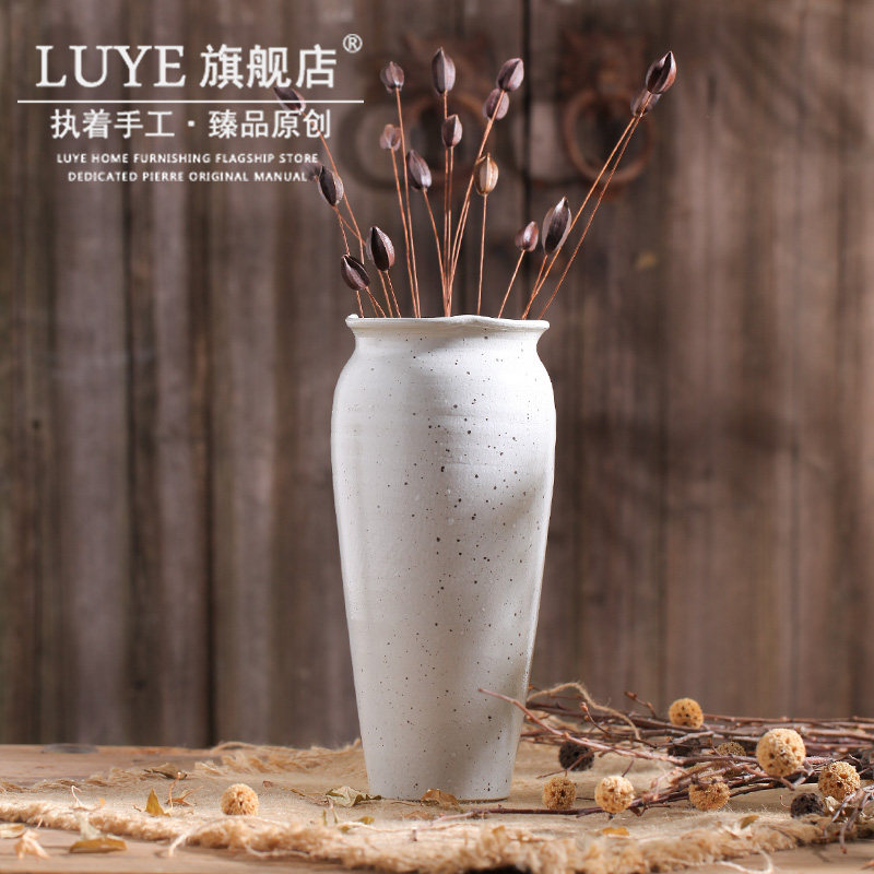luye�ִ���Լ��ɫ��ƿ�ڼ�