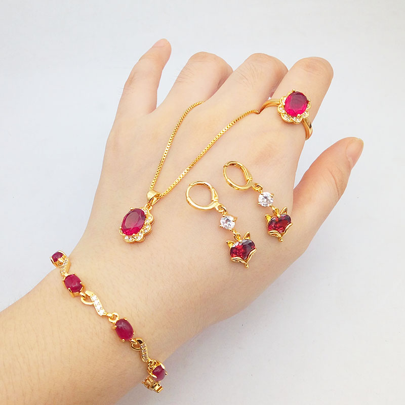 The new gold-plated water drop bracelet set with ruby temperament wild simulation Vietnamese sand gold jewelry set for a long time will not fade