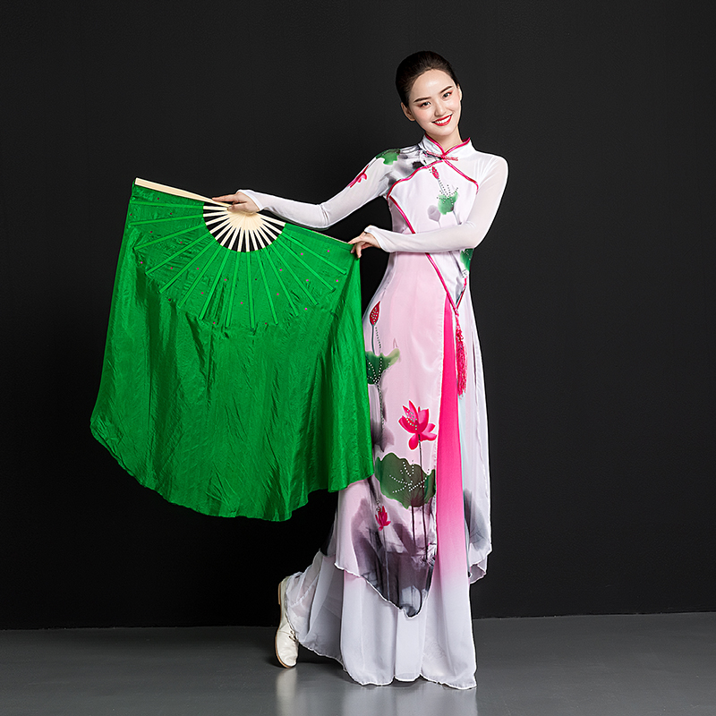 Real Silk Fan Dance Fan Dancing Fan lengthened Double-sided Seedlings Song Fan opening dance fan Pure Green Fan Color fan Red Gradual Layer