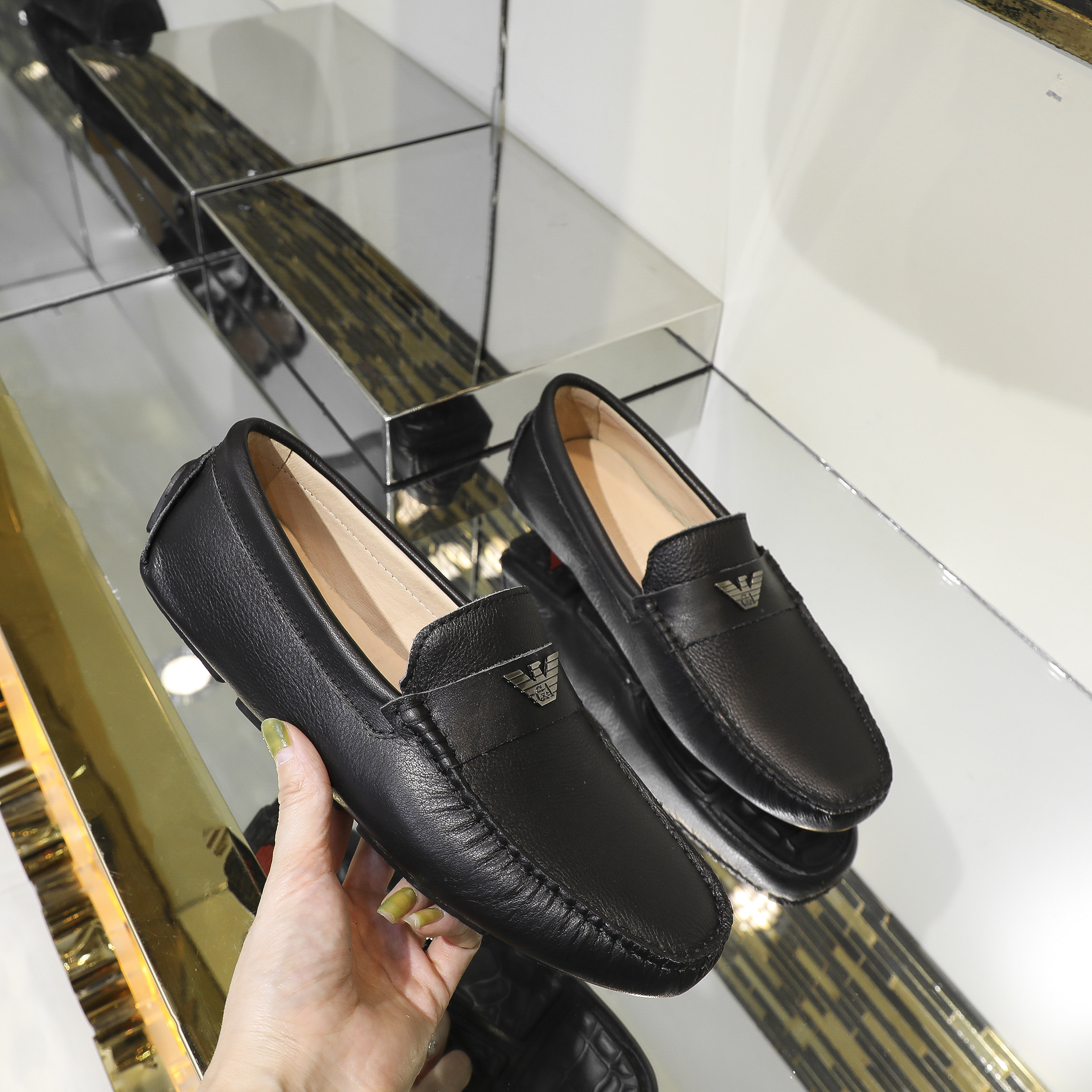 Men's single toe layer cowhide extra large size Doudou shoes low top flat heel breathable sleeve foot soft bottom soft surface casual shoes for men