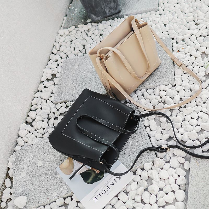 Women's Bag Autumn Winter New 2018 Fashion Big Capacity Packs Women 2018 New Slanted Satchel Winter 100 Hitch