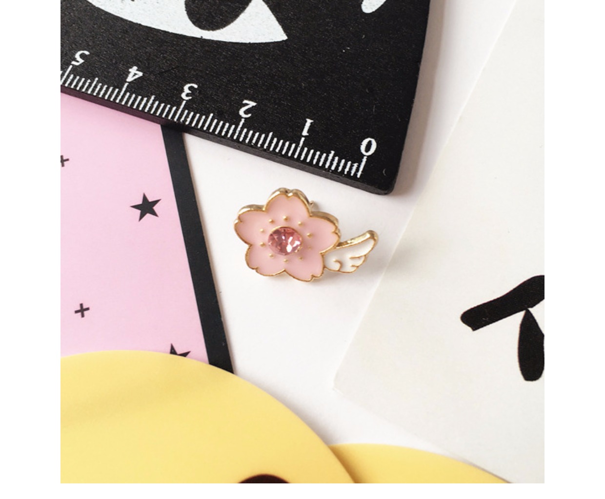 Nhật Bản và Hàn Quốc Harajuku ma thuật hợp kim trâm cài Sakura ma thuật đũa kim loại pin Hoa huy hiệu thời trang ghim cài áo ngọc trai