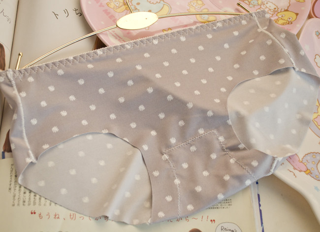 Slip jeunesse en soie Ice - Ref 669174 Image 31