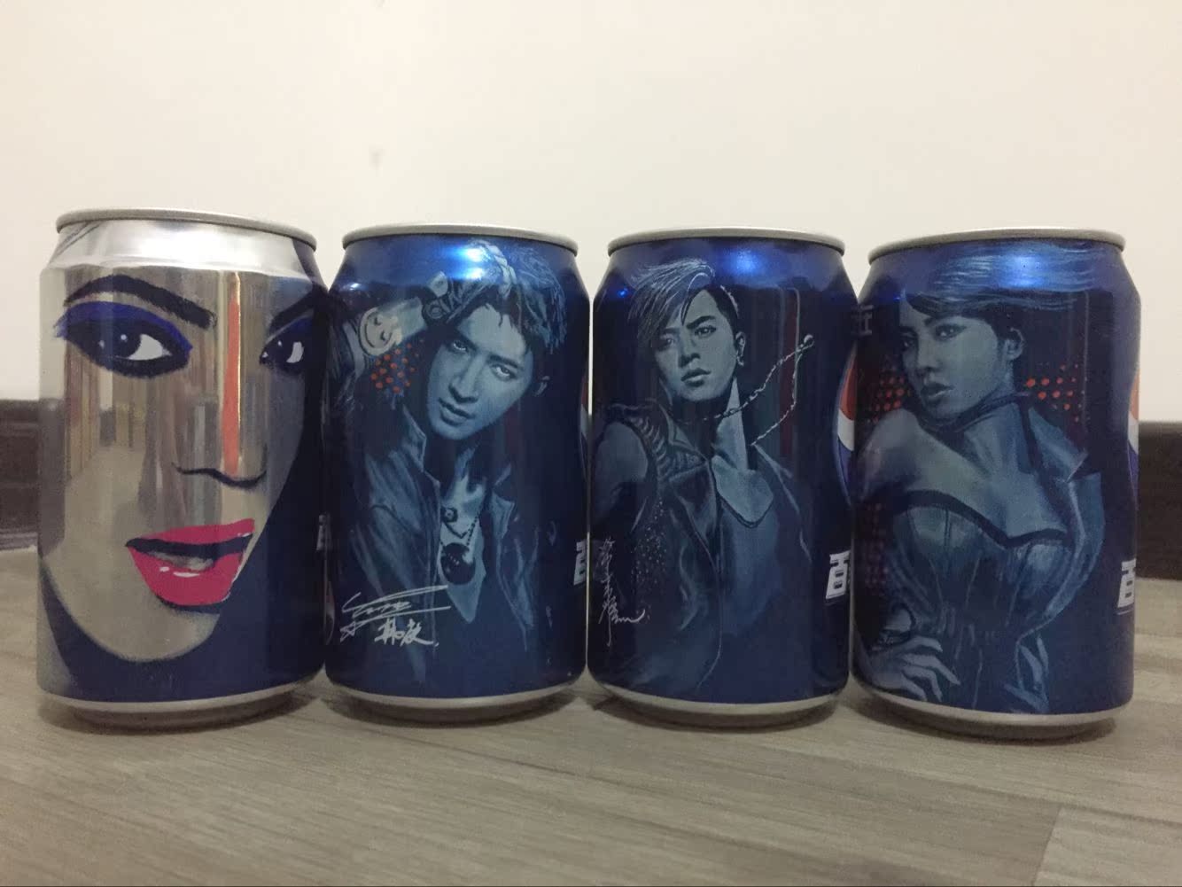 PepsiCo Beyoncine Han Geng Luo Zhixiang Cai Yiilin 330ml aluminum cover tank 