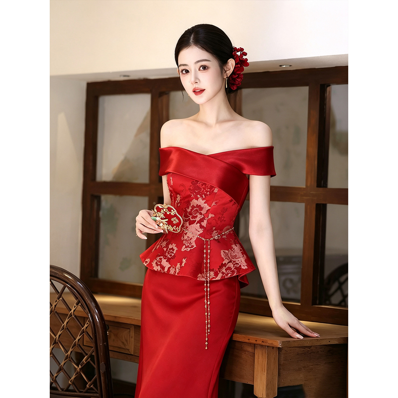 New Chinese-Style Wedding Dress, Bridal Morning Robe, Engagement Qipao Dress, 2026 New High-End Off-Shoulder Style for Homecoming and Thank-You Banquet New Chinese-Style Wedding Dress, Bridal Morning Robe, Engagement Qipao Dress, 2026 New High-End Off-Shoulder Style for Homecoming and Thank-You Banquet