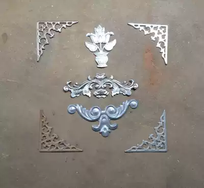 Iron gate corner flower courtyard door villa door accessories door floor decoration flower iron door accessories wholesale