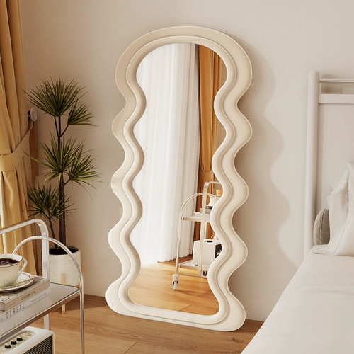 In ins wind -caperable волна