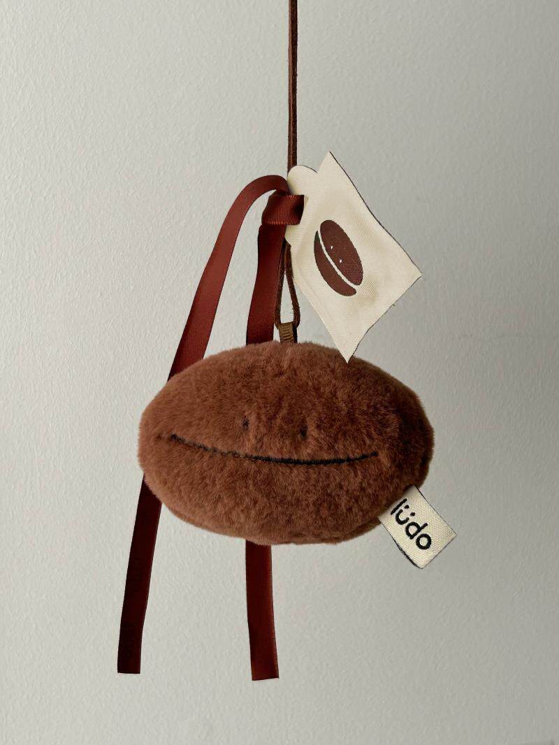 LUDO Cappuldo Scented Coffee Bean Plush Keychain detail image