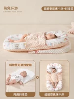 [Комфортная кровать с крылом AB в кровати + наклонный коврик] Милый кролик путешествует