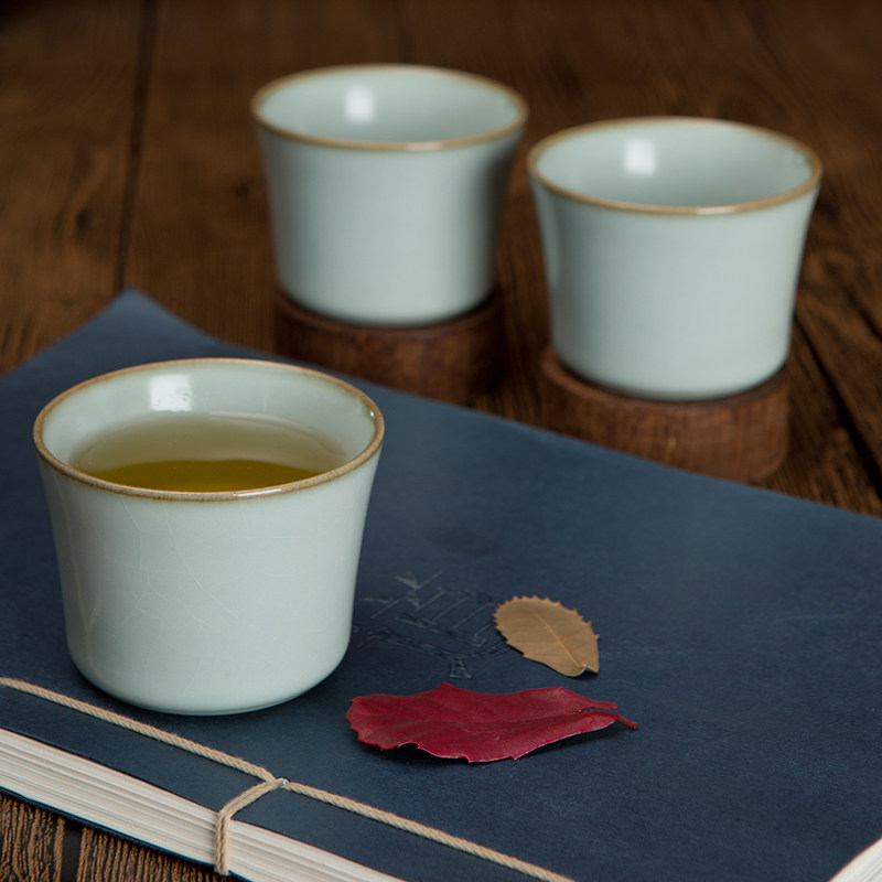 Meijia Ru Kiln cup Ceramic Gongfu tea cup Tea set Purple sand cup Tea cup Tea cup Tea bowl Hand-made small handle three-in-one cup