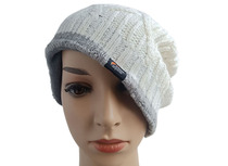 2 Lowe Alpine white and gray contrasting label woven woolen warm hats knitted cold hats A111-37