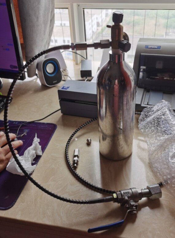 G5 8 industrial large cylinder to small oxygen cylinder carbon dioxide cylinder inflatable pipe conduction bridge M14*1.5 new model