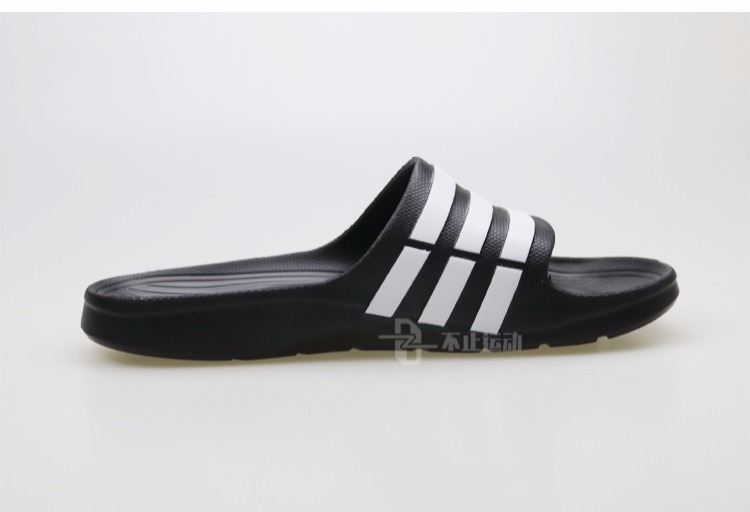 Adidas ba thanh màu đen và trắng Adidas xu hướng thể thao nam và nữ dép thể thao G15890 U43664 dép bít mũi
