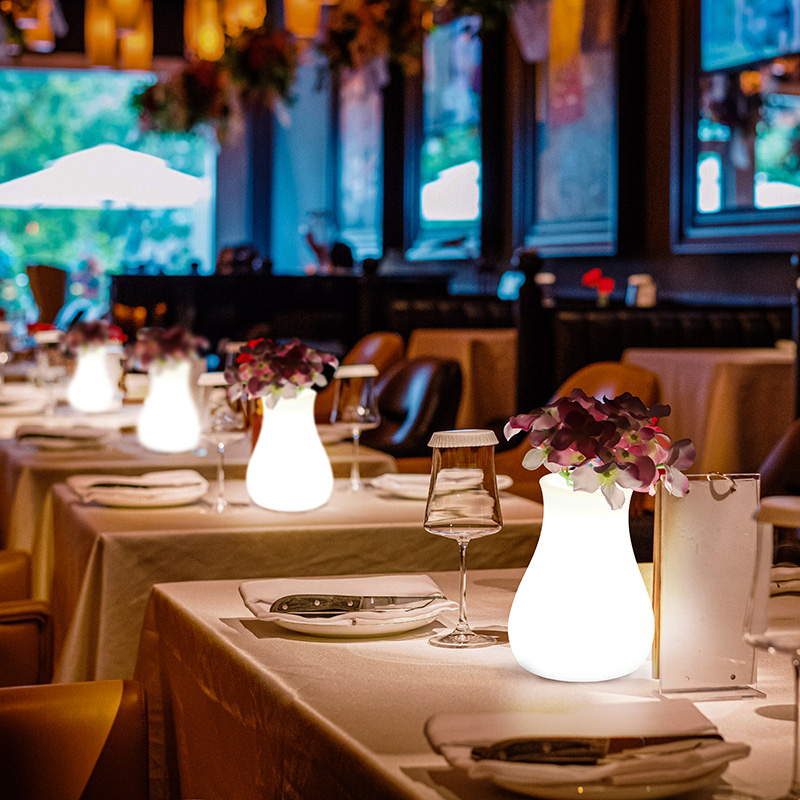 Montieros LED LED LED Vase Light Creative Charging Cafe Restaurant Table lamp KTV Bar decorated table lamp