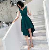 Small evening dress skirt women 2020 new banquet fashion noble temperament host dark green socialite thin short section