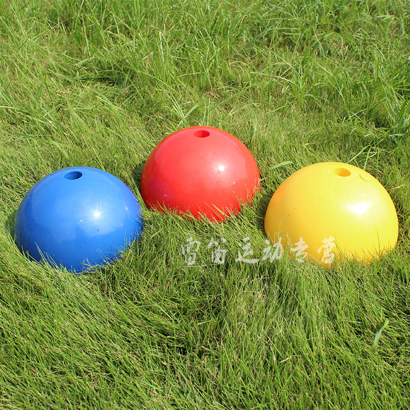 Football around the pole sign pole water injection base Football corner flag irrigation mobile base Basketball training equipment