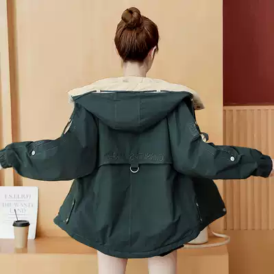 Lamb wool cotton clothing women's early winter short version of the quilted jacket 2020 new Parker clothing cotton clothing Korean loose plus velvet jacket