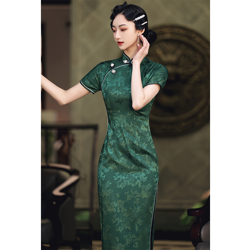 Retro spring summer long fitted cheongsam, elegant dress, 2021 years Retro spring summer long fitted cheongsam, elegant dress, 2021 years