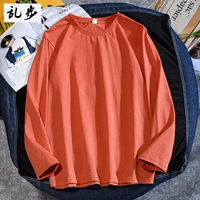 Кирпично красный