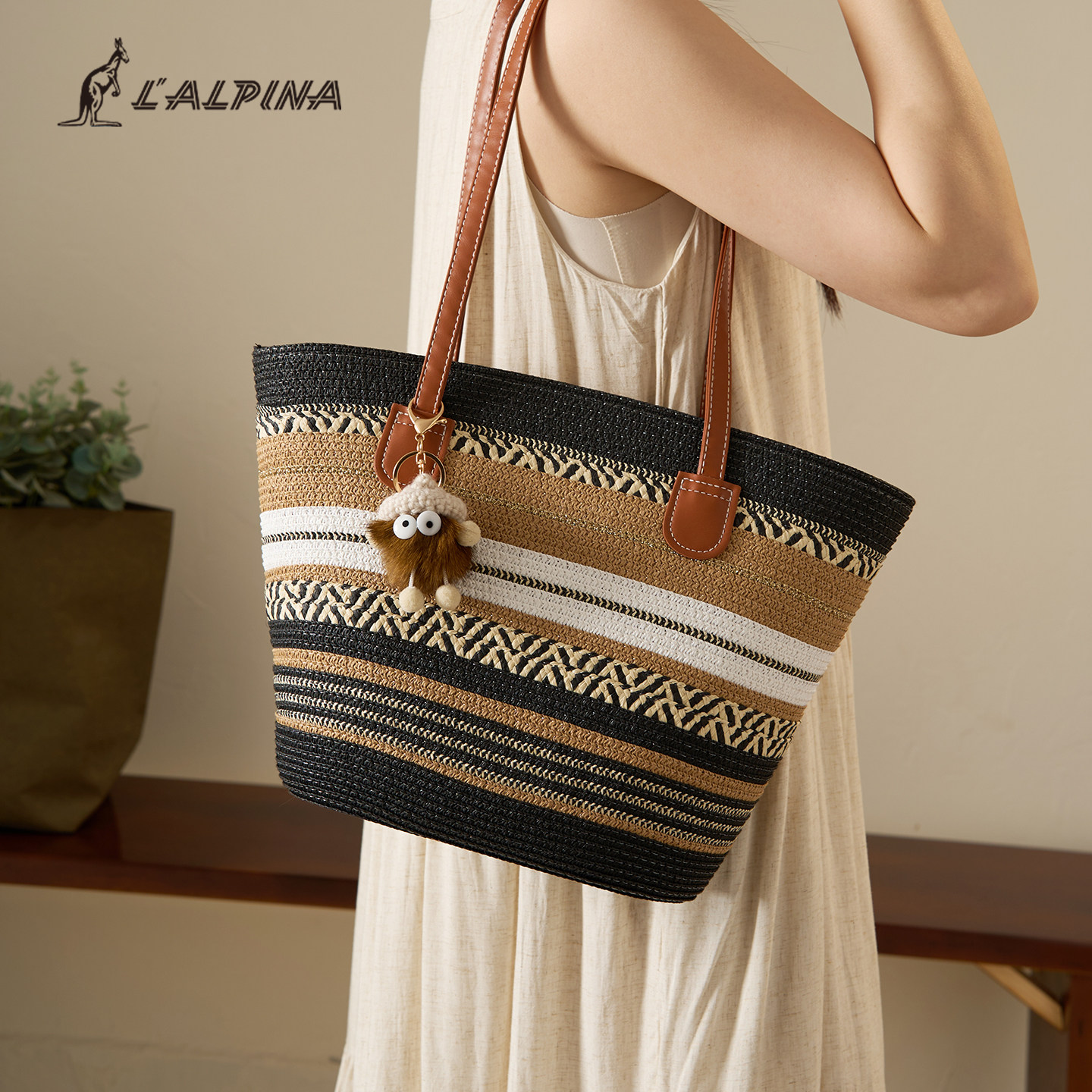 LALPINA 2026 New Bohemian Ethnic Beach Vacation Straw Bag Hand-Woven Wicker Bag for Women - Thumbnail 5