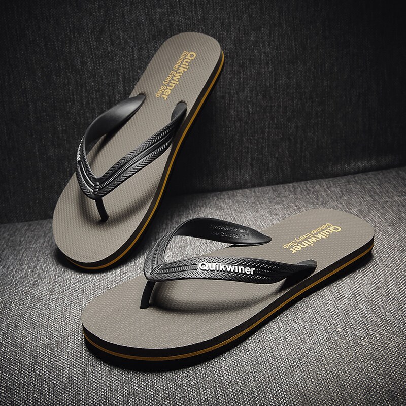 The new nonslippers in summer 2021 new anti-slippers outdoor slippers outdoor wear outdoor beach sandals