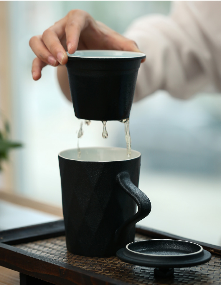 Xiang feng ceramic filtration separation with cover the tea cups cups kung fu tea cup tea cup home take water cup