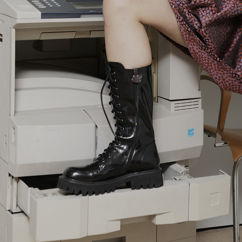 littlegood British style niche design 2022 autumn and winter new dark Martin boots women's all-match motorcycle boots