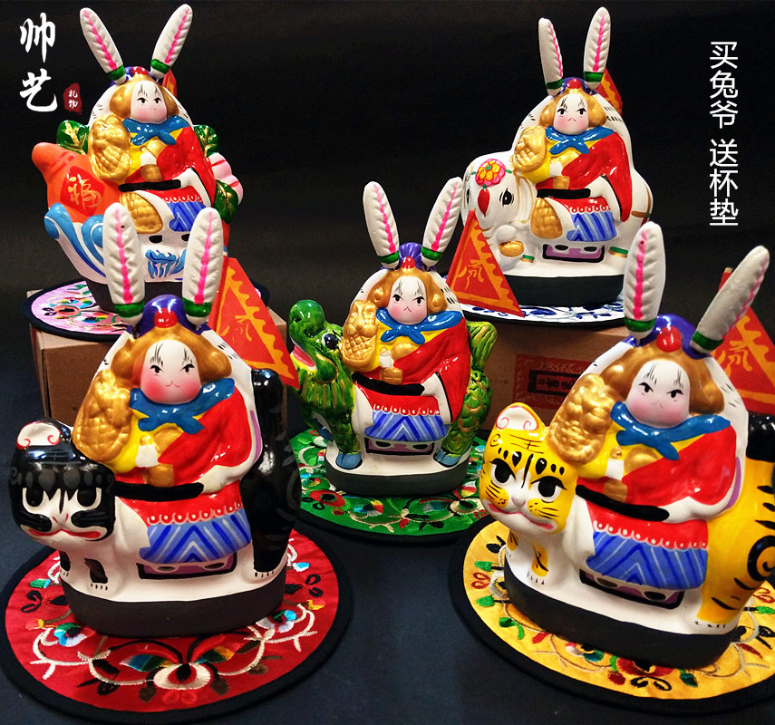 Chinese style characteristics of foreign affairs abroad gifts Old Beijing Rabbit Master handmade clay ornaments traditional souvenirs sent to foreigners