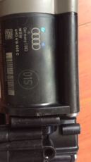 Амортизатор 奥迪a8l a8d3 a8d4 q7打气泵减震器充气泵空气悬挂压缩机供气泵