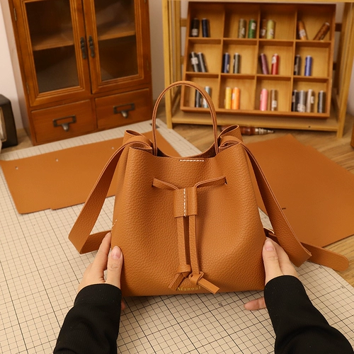 Оригинальная вязаная сумка ручной работы, набор материалов, сумка на одно плечо, сумка для телефона, связать своими руками