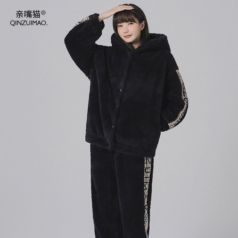 Kitty Cat and coral velvet pajamas female autumn and winter plus thickening flannel loose leisure suit home suit