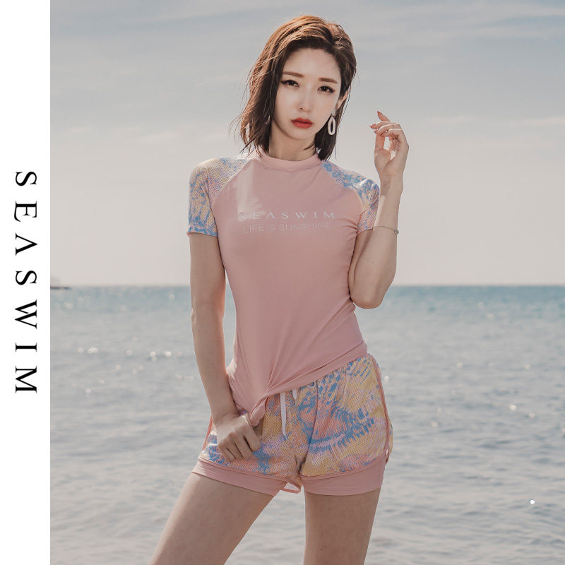 Sport swimsuit woman two-piece blouse with chest cushion Four corners pants 2022 New exploits conservative Belly Slim Fit Swimsuit