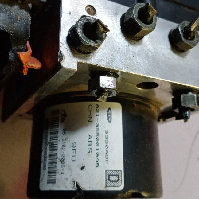 Chery A3 Brake Pump A5 QQ3 QQ6 ABS Fengyun 2 Cowin E3ABS Pump Assembly A21-3550010AB