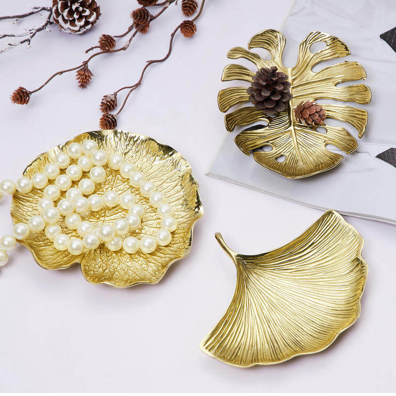 Brass Nordic creative ginkgo leaf tray dressing table jewelry storage ornaments light luxury home soft decoration
